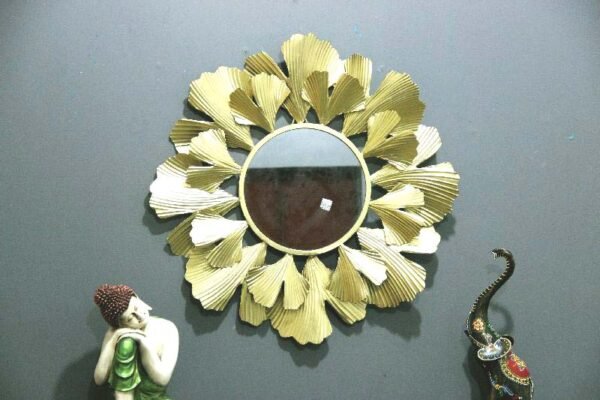 UNIQUE WALL MIRROR