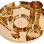 gold dinner set